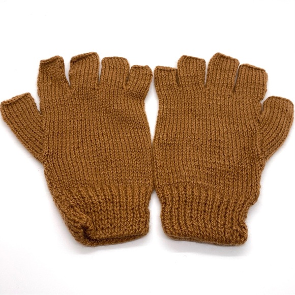 Hand Knit • NWOT Peruvian Fingerless Gloves OS - Picture 6 of 10